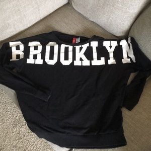 Long sleeve Logo Swearshirt